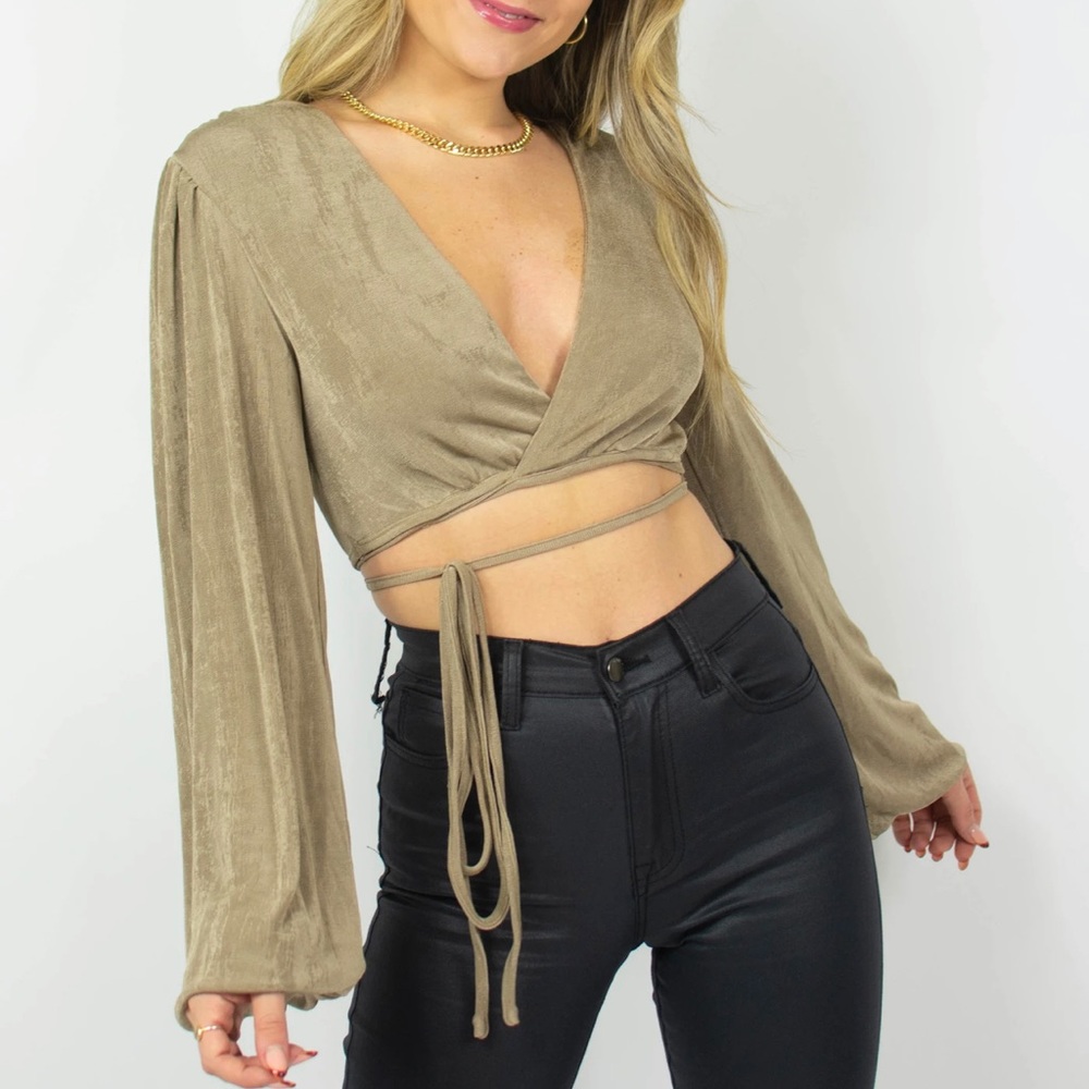 Grey Bandit JACQUELINE LONG SLEEVE IN TAUPE